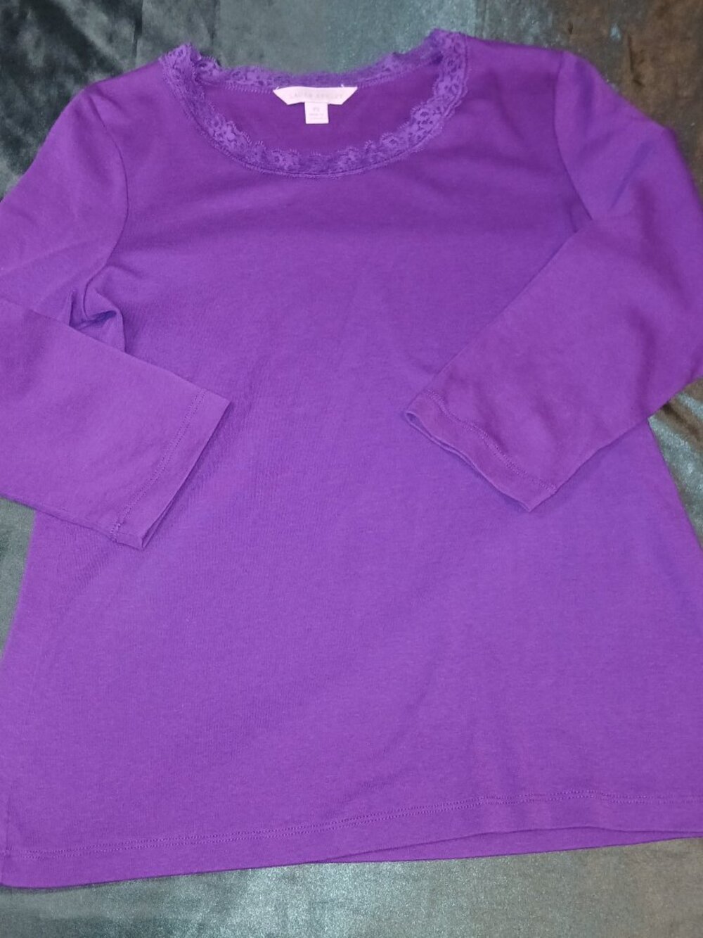 Laura Ashley Purple Long Sleeve Top Lace Trim Scoop Neck Size PS